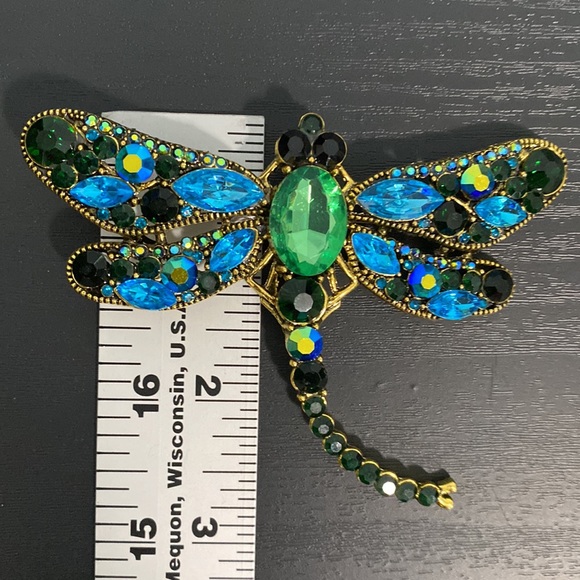 Large Dragonfly Rhinestone Brooch - Picture 11 of 11